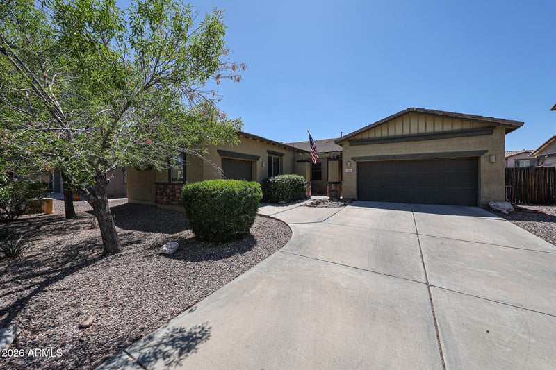 42812 N 45th Dr, New River, AZ 85087