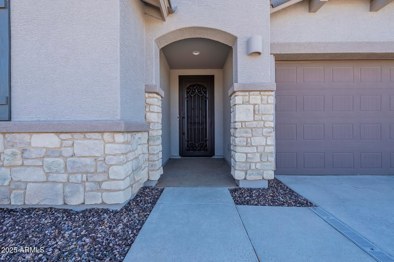 4283 Enmark Dr, San Tan Valley, AZ 85143