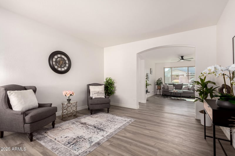 4287 Del Rio St, Gilbert, AZ 85295