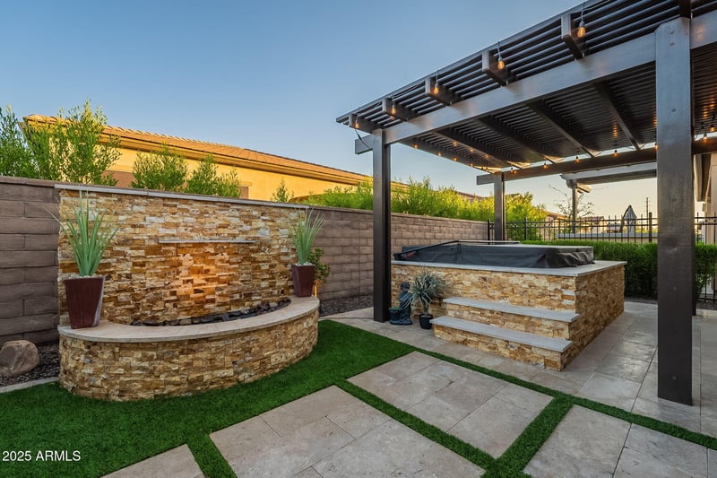429 Veterans Way, Queen Creek, AZ 85140