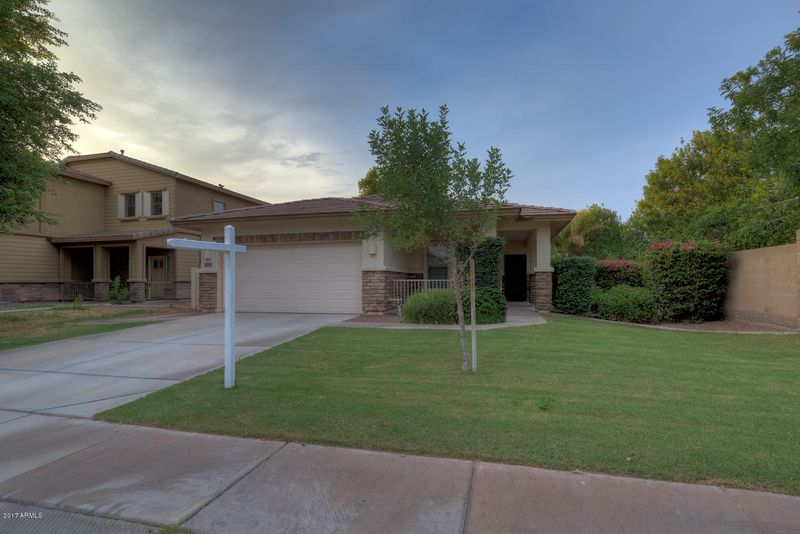 4294 E Washington Ct, Gilbert, AZ 85234