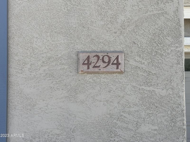 4294 S Summit St, Gilbert, AZ 85297