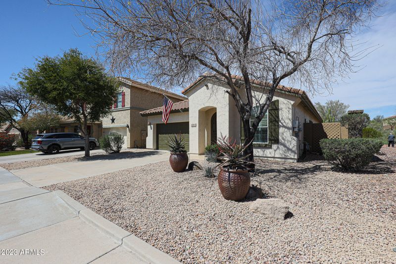 42958 N Outer Bank Ct, Anthem, AZ 85086
