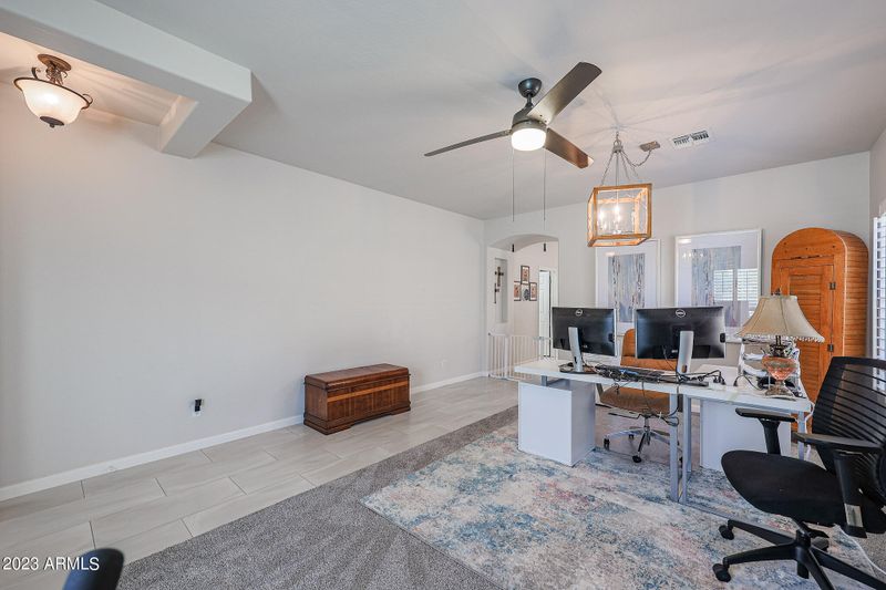 42958 N Outer Bank Ct, Anthem, AZ 85086