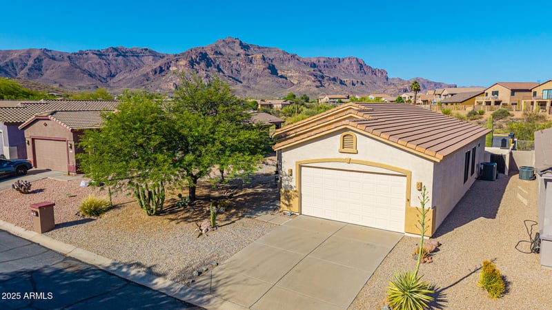 4297 Pony Rider Trl, Gold Canyon, AZ 85118