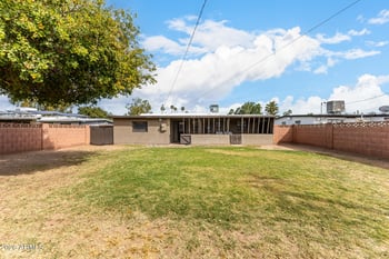 430 Robert Rd, Tempe, AZ 85281