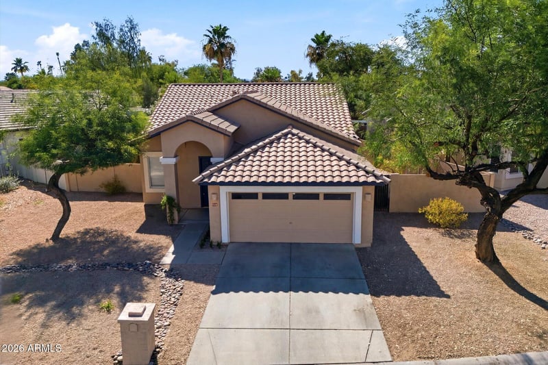 430 Half Moon Way, Chandler, AZ 85225
