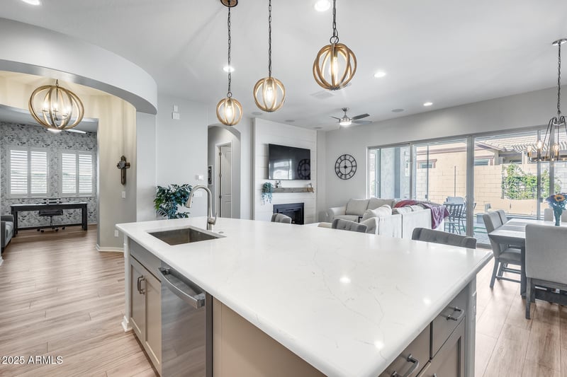 4300 John St, Gilbert, AZ 85295