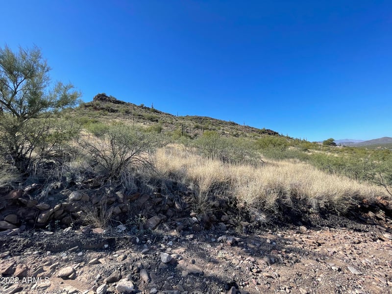43000 10th St, New River, AZ 85087