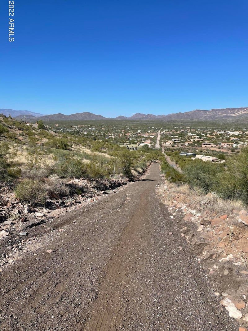 43000 10th St, New River, AZ 85087