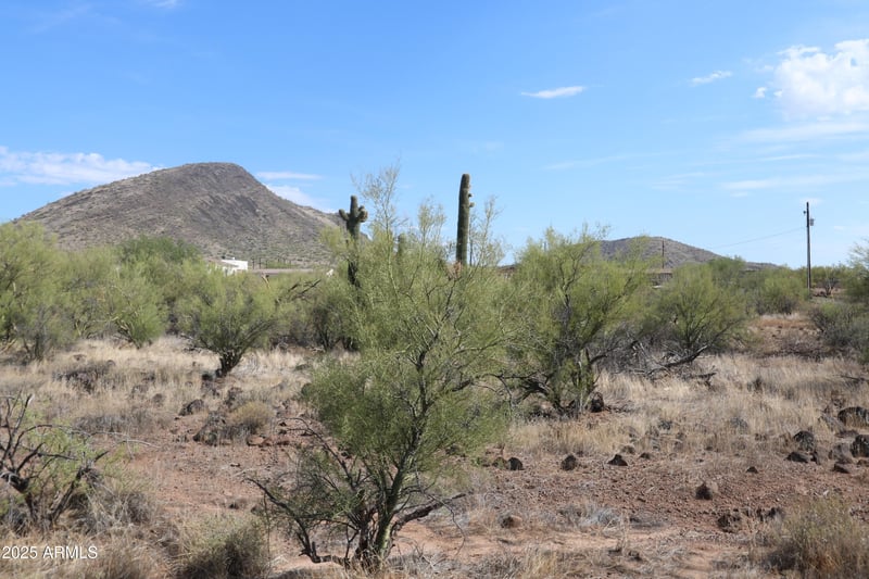 43000 N 20th St, New River, AZ 85087