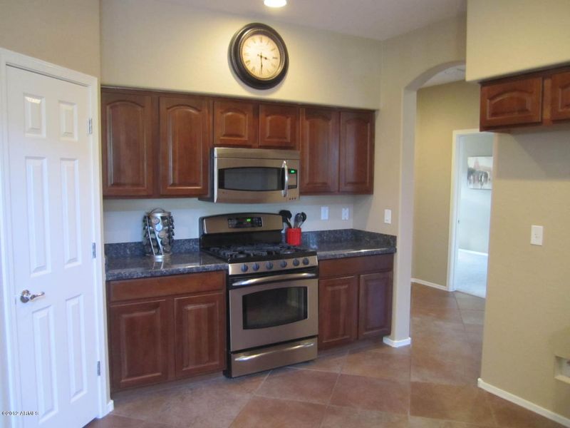 43005 N 43rd Dr, Phoenix, AZ 85087