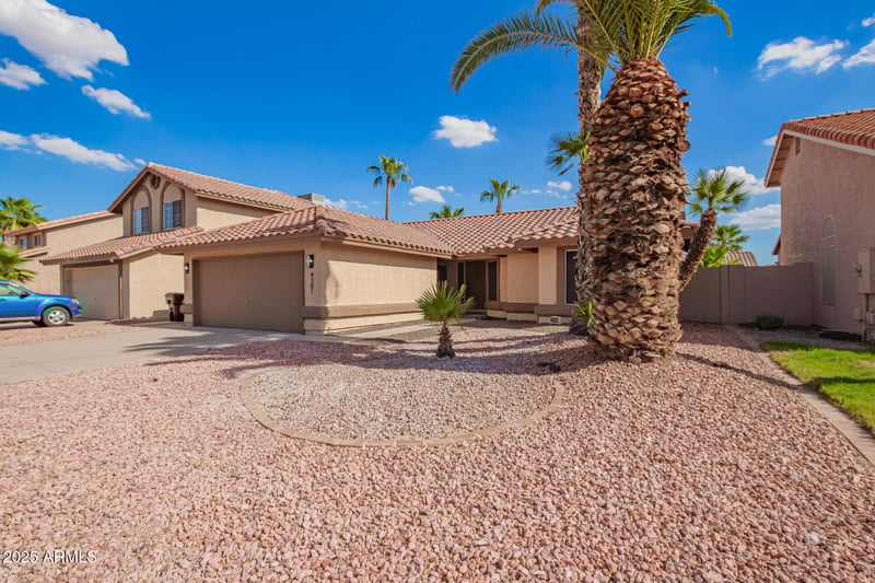 4301 Amberwood Dr, Phoenix, AZ 85048