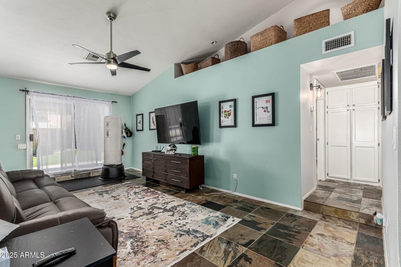 4301 Betty Elyse Ln, Phoenix, AZ 85032
