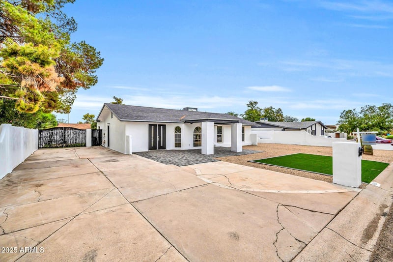 4301 Bluefield Ave, Phoenix, AZ 85032