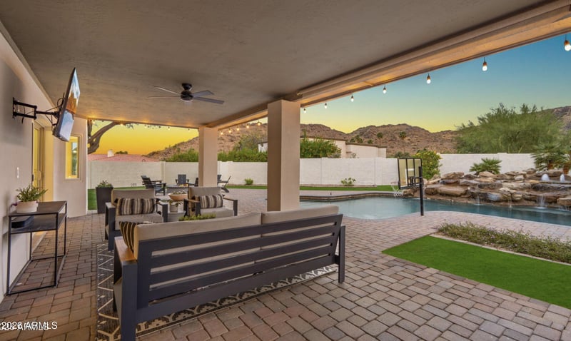 4301 E Mountain View Rd, Phoenix, AZ 85028
