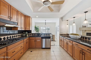 4301 21st St #28, Phoenix, AZ 85016