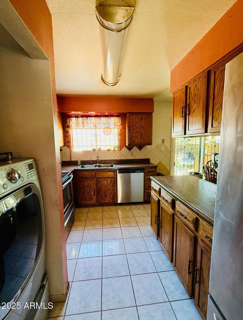 4302 E Burgess Ln, Phoenix, AZ 85042