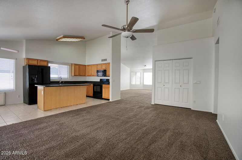 4302 E Rock Wren Rd, Phoenix, AZ 85044