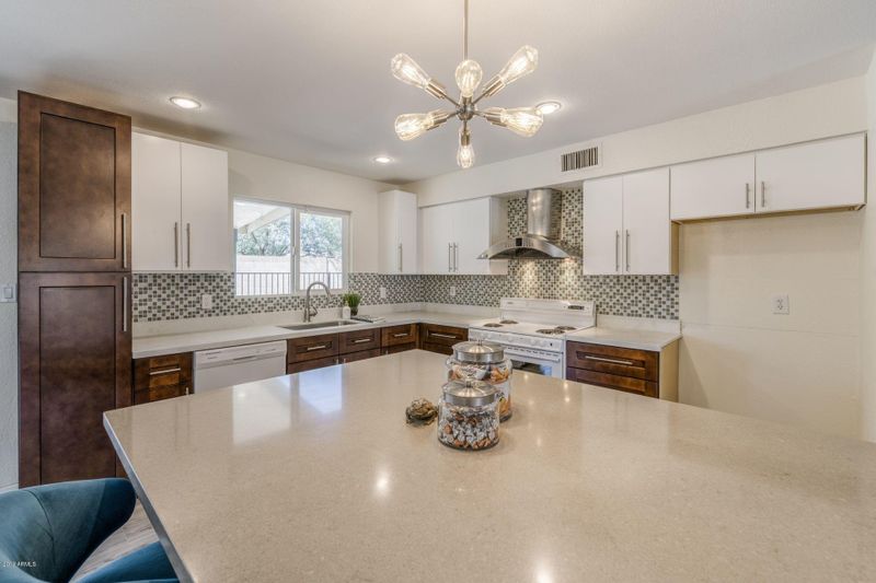 4302 E Tonto St, Phoenix, AZ 85044