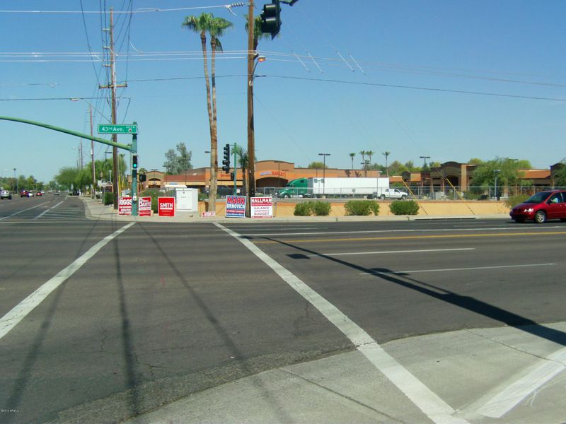 4302 W Union Hills Dr, Glendale, AZ 85308