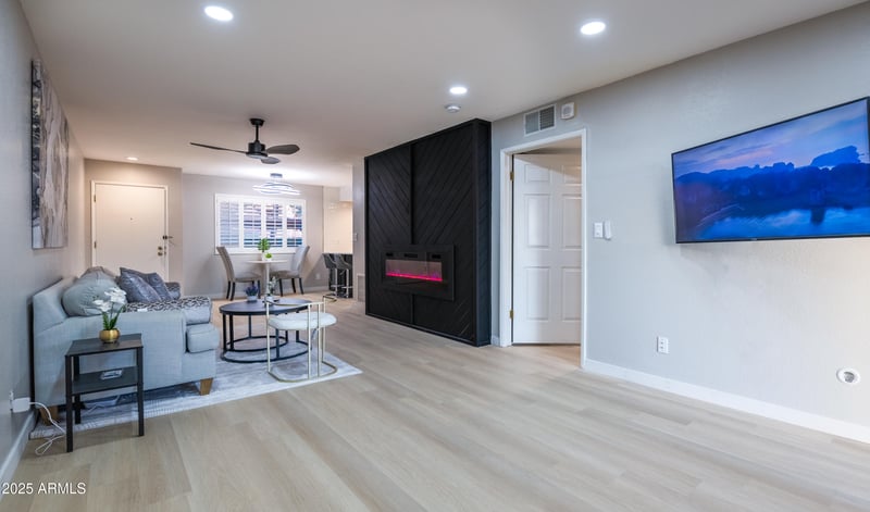 4303 Cactus Rd #128, Phoenix, AZ 85032