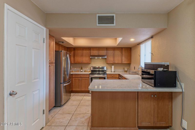 4303 E Cactus Rd #103, Phoenix, AZ 85032