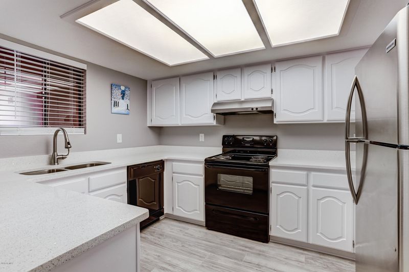 4303 E Cactus Rd #318, Phoenix, AZ 85032