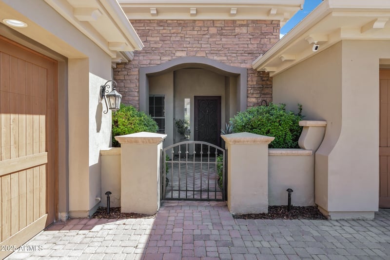 4303 S Oregon Ct, Chandler, AZ 85248