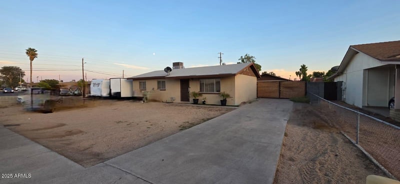 4303 Vista Ave, Glendale, AZ 85301
