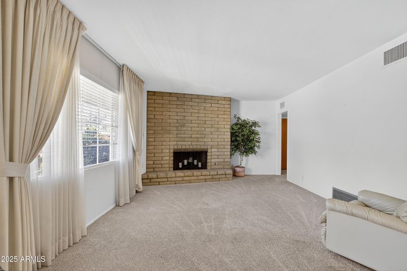 4305 E Flower St, Phoenix, AZ 85018
