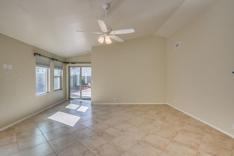 4305 E Morrow Dr, Phoenix, AZ 85050