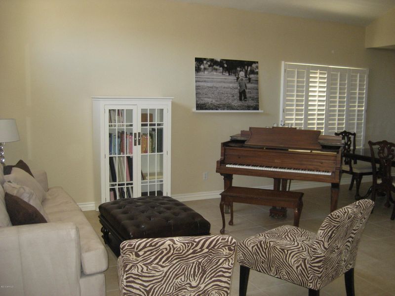 4306 E Coolbrook Ave, Phoenix, AZ 85032