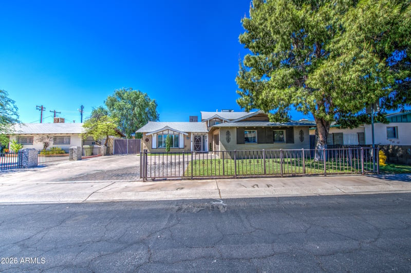 4306 W Claremont St, Glendale, AZ 85301