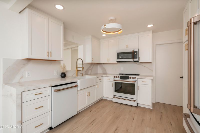 4307 E Turney Ave, Phoenix, AZ 85018