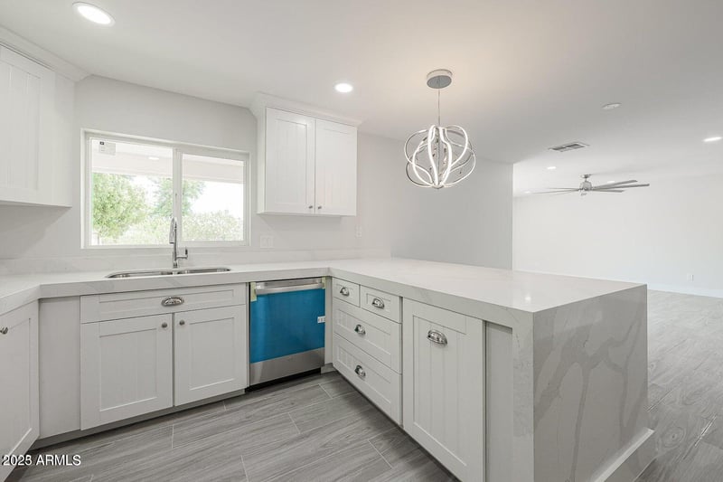 4307 Walatowa St, Phoenix, AZ 85044