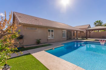 4308 Rock Wren Rd, Phoenix, AZ 85044