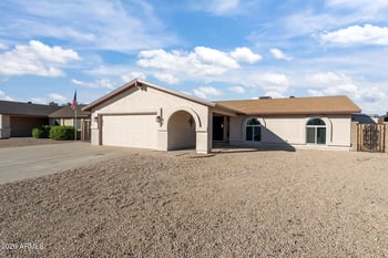 4308 Yorkshire Dr, Glendale, AZ 85308