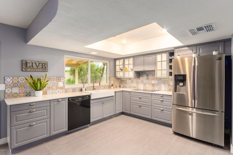 4309 E La Puente Ave, Phoenix, AZ 85044