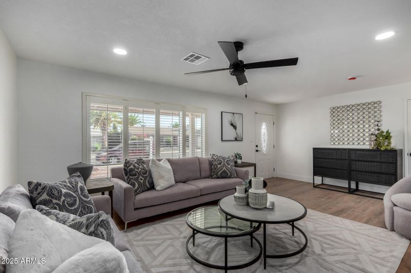 4310 E Sacaton St, Phoenix, AZ 85044
