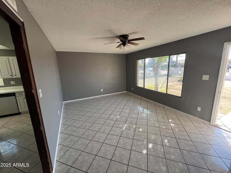 4310 Rose Ln, Glendale, AZ 85301