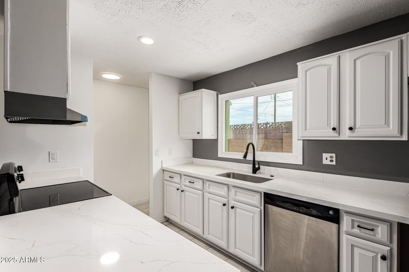 4310 Rose Ln, Glendale, AZ 85301