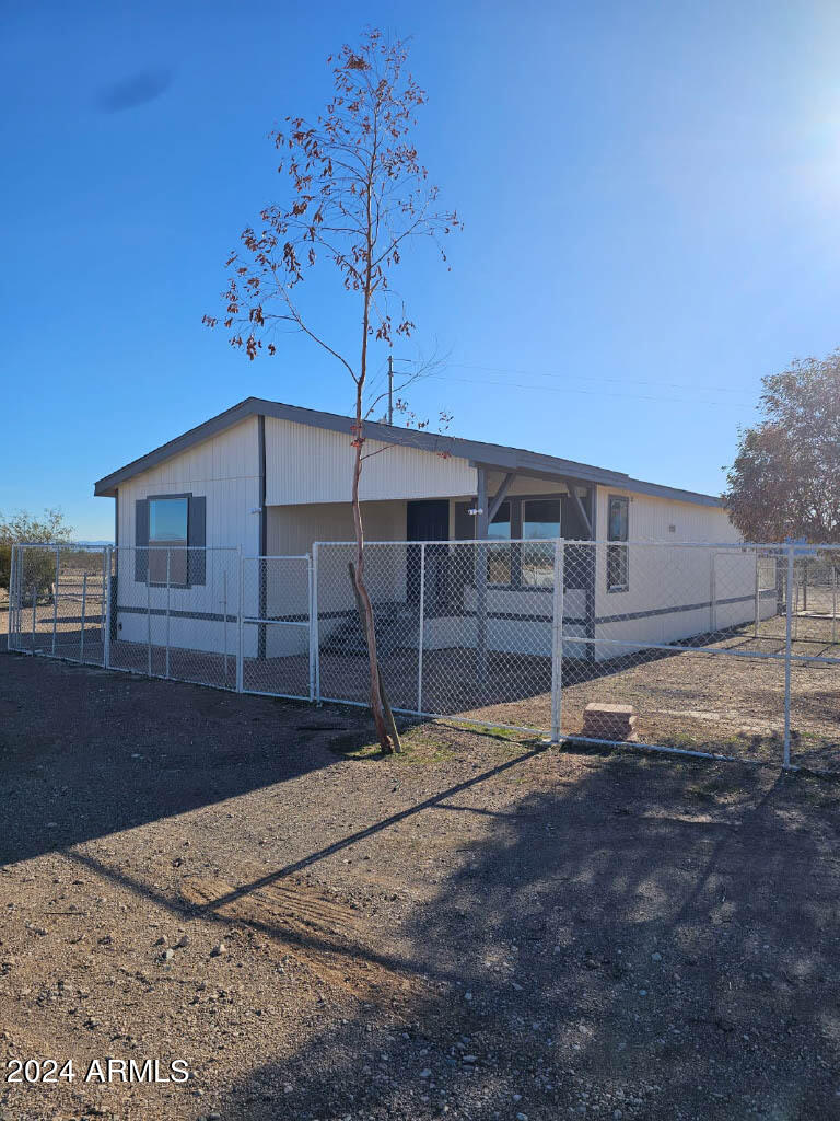 43104 Catalina Dr, Tonopah, AZ 85354