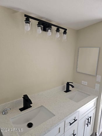 43104 Catalina Dr, Tonopah, AZ 85354