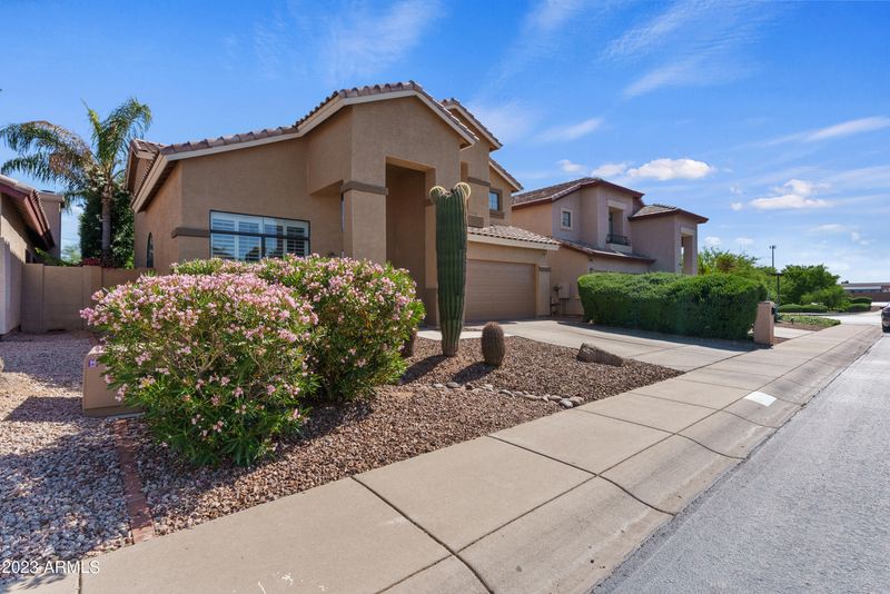 4311 E Anderson Dr, Phoenix, AZ 85032