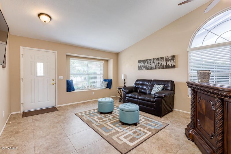 4311 E Muriel Dr, Phoenix, AZ 85032