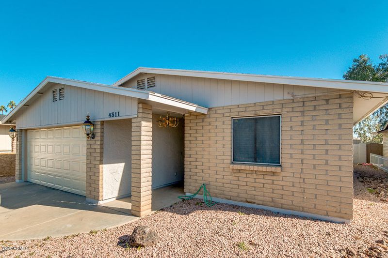 4311 N 106th Ave, Phoenix, AZ 85037