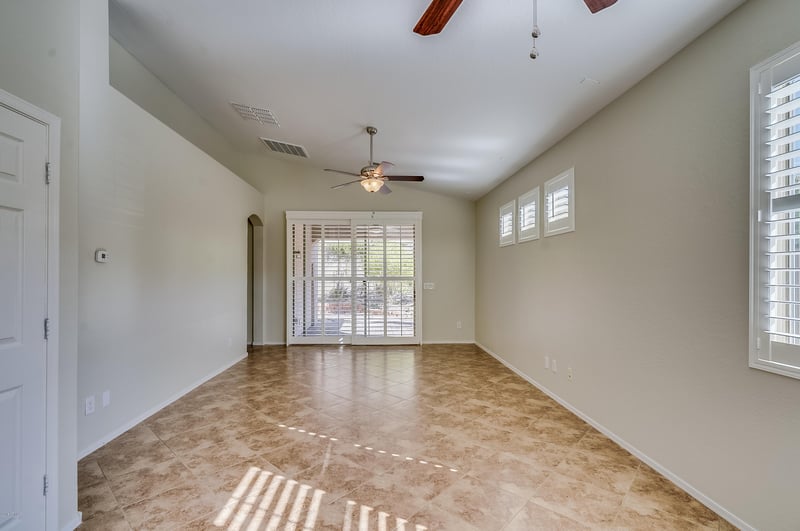 4312 W Powell Dr, New River, AZ 85087