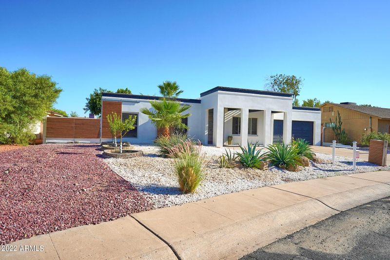 4313 E Sunrise Dr, Phoenix, AZ 85044
