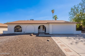 4313 Pearce Rd, Phoenix, AZ 85044